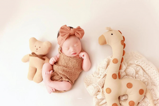 安宁宝宝发型女绑扎方法 安宁宝宝发型女绑扎方法